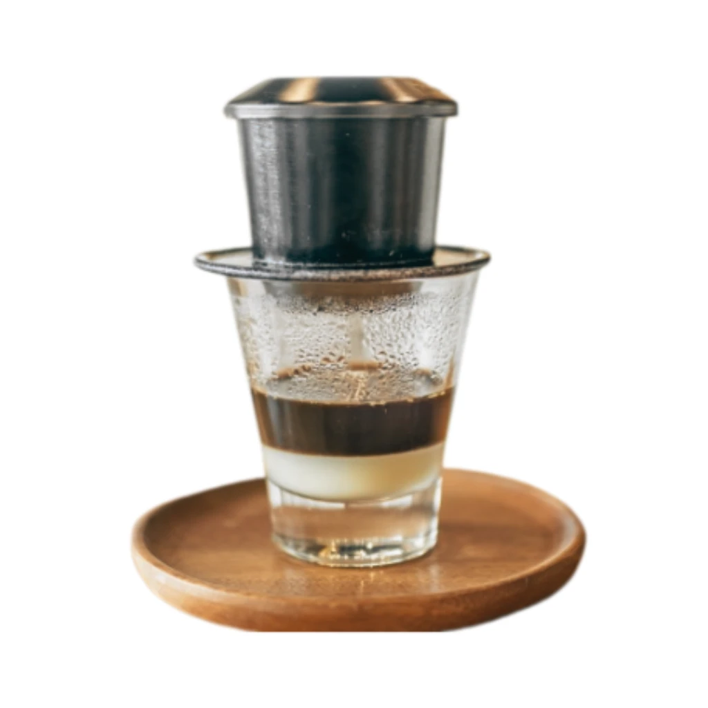 Phin dripping coffee